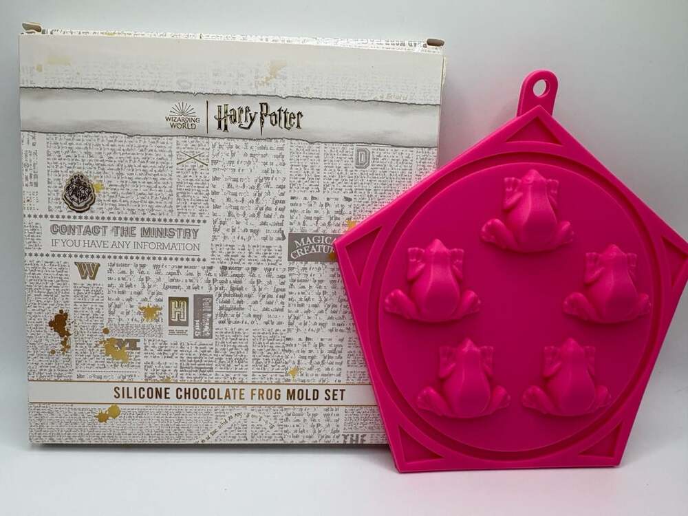 Harry Potter Silicone Chocolate Frog Mold Set Loot Crate exclusive